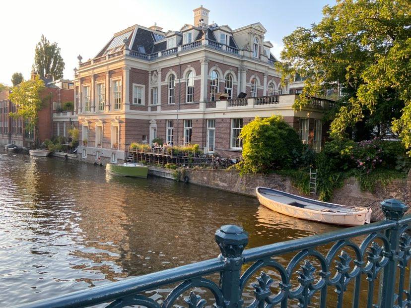 A beautiful manor estate on a dutch canal.